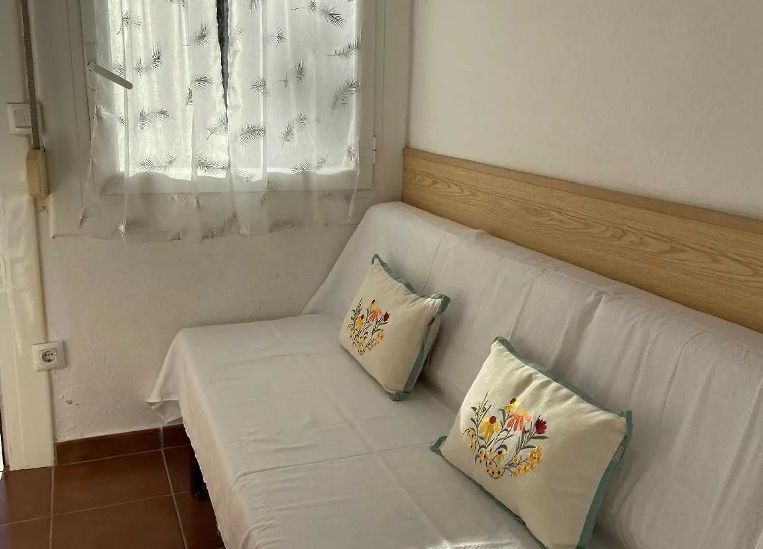 Veuras El Mar - Madrague Beach Studio 25 Apartment Roses